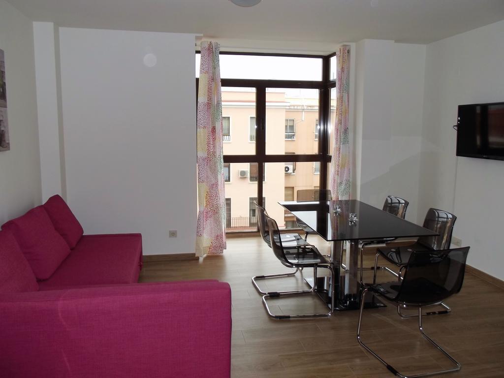 Cinque Terre Apartments Μαδρίτη Δωμάτιο φωτογραφία