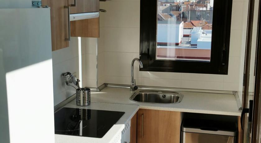 Cinque Terre Apartments Μαδρίτη Δωμάτιο φωτογραφία